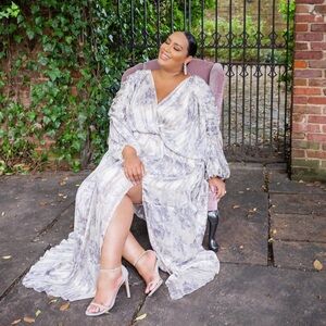 Elegant White Floral Women's Dress